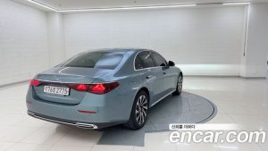 Mercedes-Benz E-Class E300 4MATIC Exclusive 2025 года из Южной Кореи