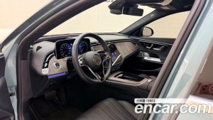 Mercedes-Benz E-Class E300 4MATIC Exclusive 2025 года из Южной Кореи