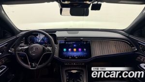 Mercedes-Benz E-Class E300 4MATIC Exclusive 2025 года из Южной Кореи