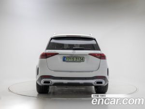 Mercedes-Benz GLE-Class GLE450 4MATIC 2025 года из Южной Кореи