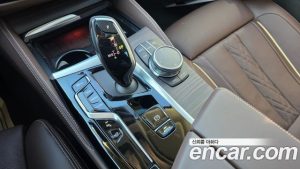 BMW 5-Series 530i xDrive Luxury 2023 года из Южной Кореи
