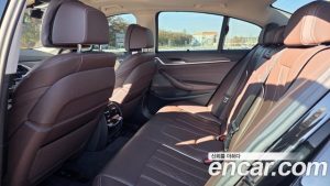 BMW 5-Series 530i xDrive Luxury 2023 года из Южной Кореи