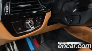 BMW 5-Series 520i M Sport 2023 года из Южной Кореи