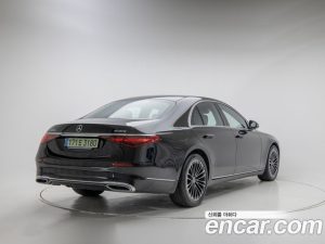 Mercedes-Benz S-Class S350 d 4MATIC 2025 года из Южной Кореи