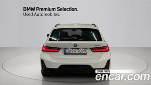 BMW 3-Series 320i Touring M Sport 2023 года из Южной Кореи