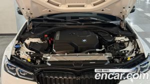 BMW 3-Series 320i Touring M Sport 2023 года из Южной Кореи