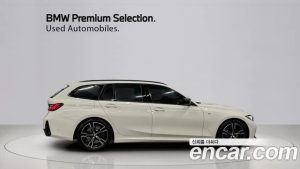 BMW 3-Series 320i Touring M Sport 2023 года из Южной Кореи