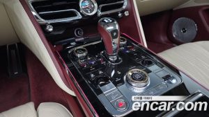 Bentley Flying Spur 4.0 2022 года из Южной Кореи