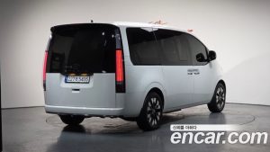 Hyundai Staria HEV 1.6 Lounge 9-Seater 2025 года из Южной Кореи