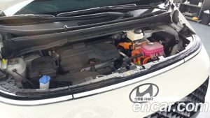 Hyundai Staria HEV 1.6 Lounge 9-Seater 2025 года из Южной Кореи