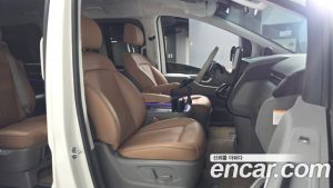 Hyundai Staria HEV 1.6 Lounge 9-Seater 2025 года из Южной Кореи