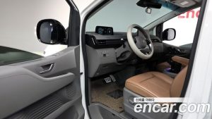 Hyundai Staria HEV 1.6 Lounge 9-Seater 2025 года из Южной Кореи