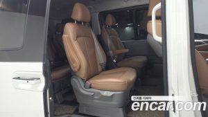 Hyundai Staria HEV 1.6 Lounge 9-Seater 2025 года из Южной Кореи