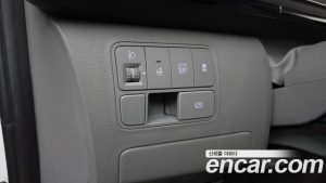 Hyundai Staria HEV 1.6 Lounge 9-Seater 2025 года из Южной Кореи