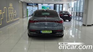 Mercedes-Benz EQE EQE350 4MATIC 2023 года из Южной Кореи