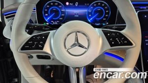 Mercedes-Benz EQE EQE350 4MATIC 2023 года из Южной Кореи