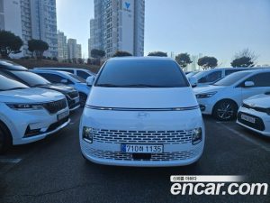 Hyundai Staria Tourer 11-Seater 2024 года из Южной Кореи