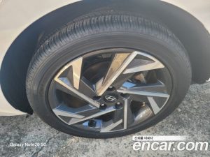 Hyundai AVANTE 1.6 2024 года из Южной Кореи