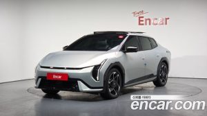 Kia EV4 Long Range 2WD 2026 года из Южной Кореи