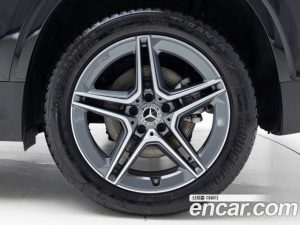 Mercedes-Benz GLA-Class GLA250 4MATIC 2025 года из Южной Кореи