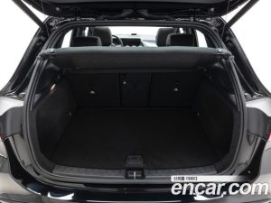 Mercedes-Benz GLA-Class GLA250 4MATIC 2025 года из Южной Кореи
