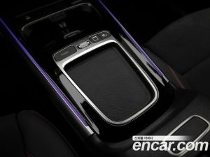 Mercedes-Benz GLA-Class GLA250 4MATIC 2025 года из Южной Кореи