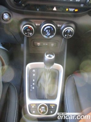 Hyundai Venue 1.6 Premium 2026 года из Южной Кореи