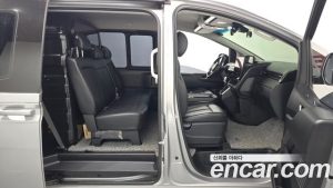 Hyundai Staria Wagon 5 2024 года из Южной Кореи