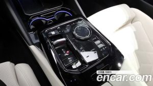 BMW 5-Series 520i M Sport 2025 года из Южной Кореи