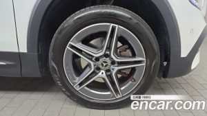 Mercedes-Benz GLB-Class GLB250 4MATIC 2023 года из Южной Кореи