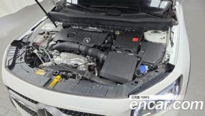 Mercedes-Benz GLB-Class GLB250 4MATIC 2023 года из Южной Кореи