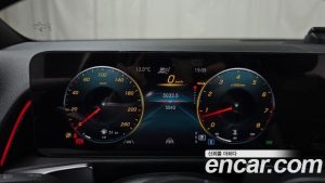 Mercedes-Benz GLB-Class GLB250 4MATIC 2023 года из Южной Кореи