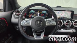 Mercedes-Benz GLB-Class GLB250 4MATIC 2023 года из Южной Кореи