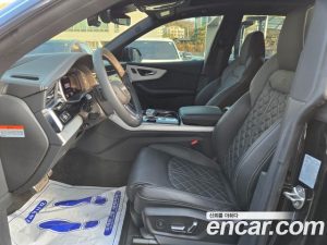 Audi Q8 55 TFSI 4WD Premium 2023 года из Южной Кореи