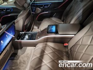 Mercedes-Benz EQS Maybach EQS680 4MATIC 2025 года из Южной Кореи