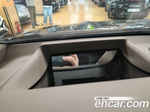Mercedes-Benz EQS Maybach EQS680 4MATIC 2025 года из Южной Кореи