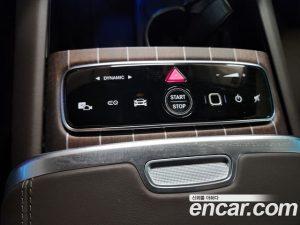 Mercedes-Benz EQS Maybach EQS680 4MATIC 2025 года из Южной Кореи