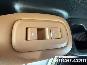 Hyundai Santafe Бензин 2.5T 4WD 2025 года из Южной Кореи