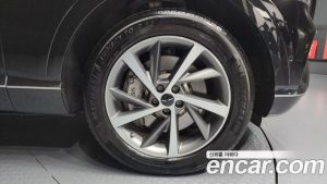 Genesis GV80 2.5T Бензин AWD 2024 года из Южной Кореи