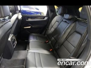 Porsche Cayenne 3.0 2024 года из Южной Кореи
