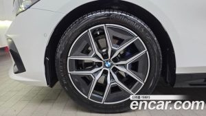 BMW 5-Series 520i M Sport 2025 года из Южной Кореи