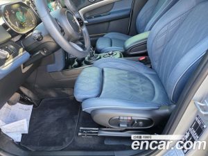 Mini Countryman ALL4 CLASSIC COMFORT PACK 2023 года из Южной Кореи