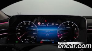 Mercedes-Benz E-Class E200 Avantgarde 2025 года из Южной Кореи