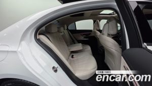Mercedes-Benz E-Class E200 Avantgarde 2025 года из Южной Кореи