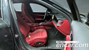 Porsche Panamera 2.9 AWD 2023 года из Южной Кореи
