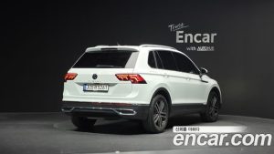 Volkswagen Tiguan 2.0 TDI Prestige 2022 года из Южной Кореи