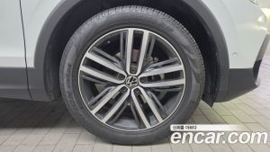 Volkswagen Tiguan 2.0 TDI Prestige 2022 года из Южной Кореи