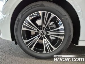 Mercedes-Benz E-Class E200 Avantgarde 2026 года из Южной Кореи