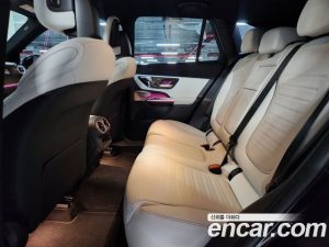 Mercedes-Benz GLC-Class GLC300 4MATIC AMG Line 2025 года из Южной Кореи