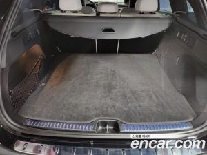 Mercedes-Benz GLC-Class GLC300 4MATIC AMG Line 2025 года из Южной Кореи